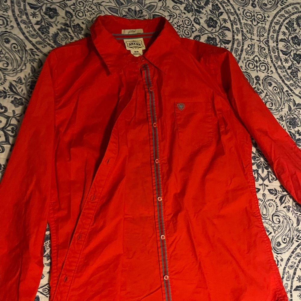 Ariat Women Fitted Button Up Shirt Sz M Bright Red with Turquoise/Blue detailing